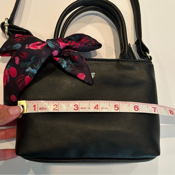 Juicy Couture faux leather shoulder cross body top handle Mini Bag in Black - Picture 5 of 10